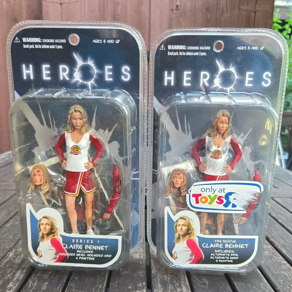 Mezco Heroes Claire Bennet Action Figure Lot Standard & Fire Rescue